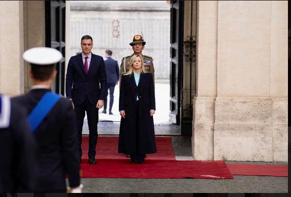 SPAGNA BATTE ITALIA – E NON SUL CAMPO DI CALCIO…