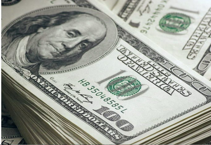 DISUGUAGLIANZE / 14 PERSONE DETENGONO DUEMILA MILIARDI DELLA RICCHEZZA MONDIALE