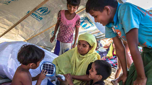 MYANMAR / ACQUISTA ARMI PER MILIONI DI DOLLARI MENTRE LA POPOLAZIONE E’ FALCIDIATA DA FAME E POVERTA’