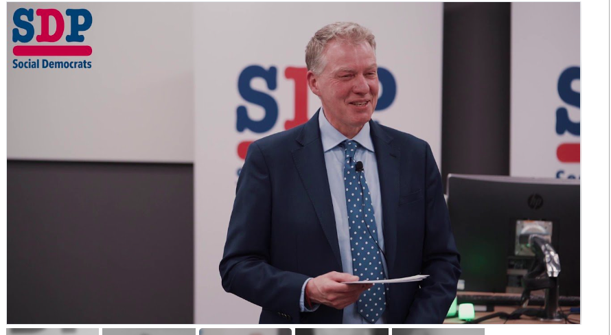 SPD – A sorpresa l’alleanza con Farage