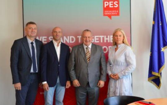 Serbia / PSE in campo a difesa delle manifestazioni studentesche