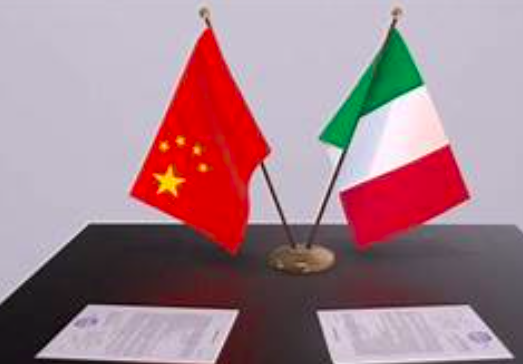 Italia-Cina/Ora tutti i leader corrono da XI