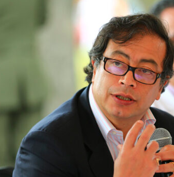 Gustavo Petro: “Hitler è tornato in Europa”
