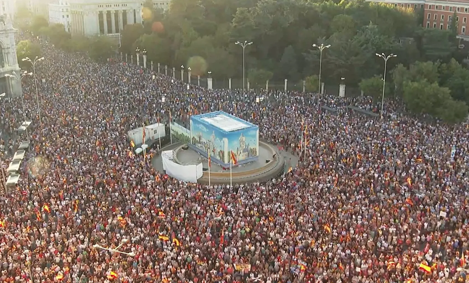 Ceuta/Tutta la Spagna in rivolta contro il governo di Pedro Sanchez